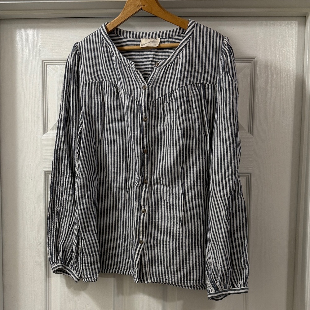 Universal Thread Navy and White Striped Top